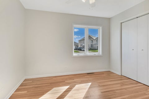 Tiny photo for 8208 S Oak Park Avenue, Burbank, IL 60459 (MLS # 12770779)