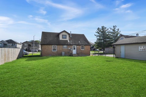 Tiny photo for 8208 S Oak Park Avenue, Burbank, IL 60459 (MLS # 12770779)
