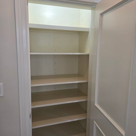 Tiny photo for 325 S Crescent Avenue, Park Ridge, IL 60068 (MLS # 12657867)