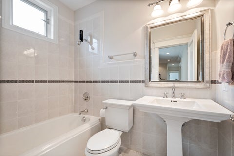 Tiny photo for 325 S Crescent Avenue, Park Ridge, IL 60068 (MLS # 12657867)