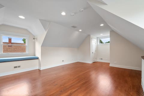 Tiny photo for 325 S Crescent Avenue, Park Ridge, IL 60068 (MLS # 12657867)