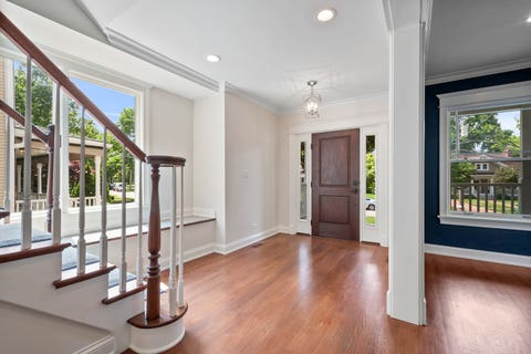 Tiny photo for 325 S Crescent Avenue, Park Ridge, IL 60068 (MLS # 12657867)