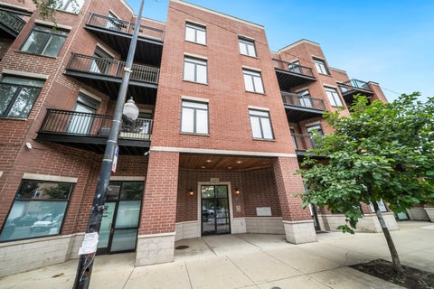 Photo of 1890 N Milwaukee Avenue #4C, Chicago, IL 60647 (MLS # 12719660)
