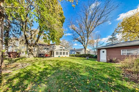 A home in Des Plaines