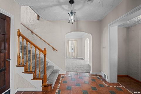 Tiny photo for 602 S 9TH Street, Clinton, IA 52732 (MLS # QC4269891)