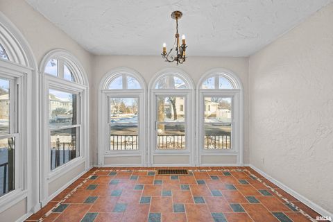 Tiny photo for 602 S 9TH Street, Clinton, IA 52732 (MLS # QC4269891)