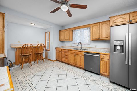 Tiny photo for 602 S 9TH Street, Clinton, IA (MLS # QC4269891)