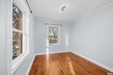 Tiny photo for 602 S 9TH Street, Clinton, IA (MLS # QC4269891)