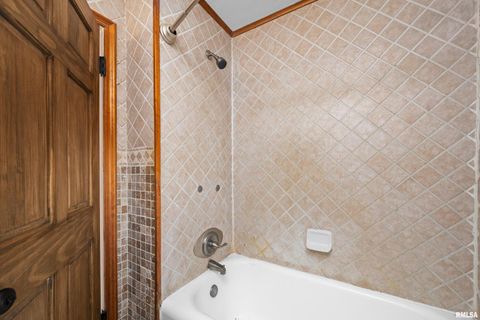 Tiny photo for 602 S 9TH Street, Clinton, IA (MLS # QC4269891)