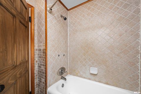 Tiny photo for 602 S 9TH Street, Clinton, IA 52732 (MLS # QC4269891)