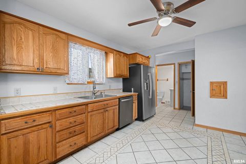 Tiny photo for 602 S 9TH Street, Clinton, IA (MLS # QC4269891)