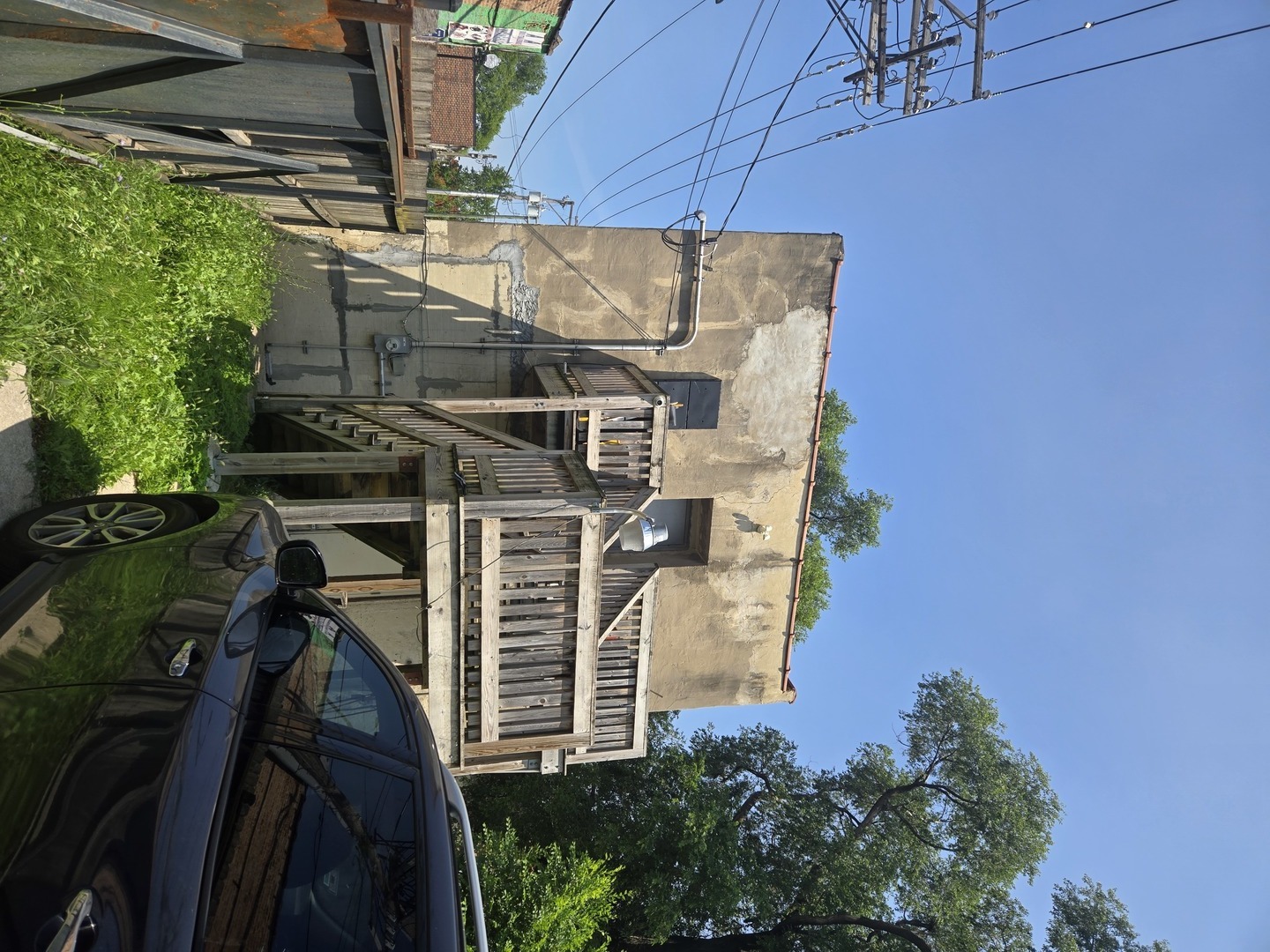 334 N Laramie Avenue