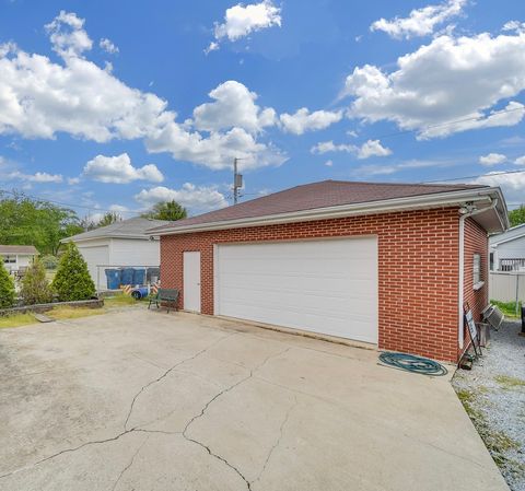 Tiny photo for 29 W. 31st. Place, Steger, IL 60475 (MLS # 12638455)