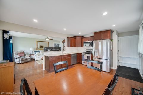 Tiny photo for 29 W. 31st. Place, Steger, IL 60475 (MLS # 12638455)