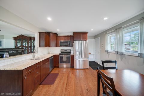 Tiny photo for 29 W. 31st. Place, Steger, IL 60475 (MLS # 12638455)