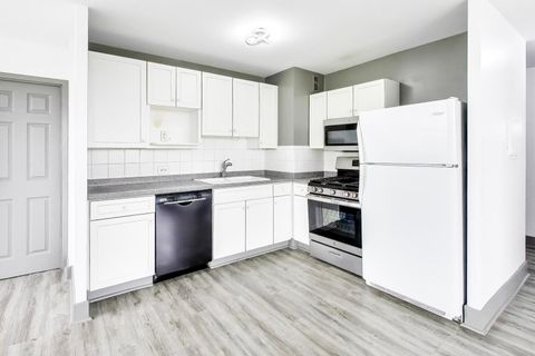 Tiny photo for 33 N Main Street #5B, Lombard, IL 60148 (MLS # 12649299)