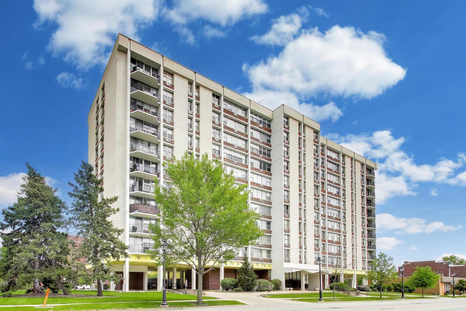 33 N Main Street 5B