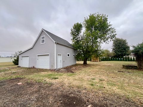 Tiny photo for 320 N Main Street, Gifford, IL 61847 (MLS # 12442888)