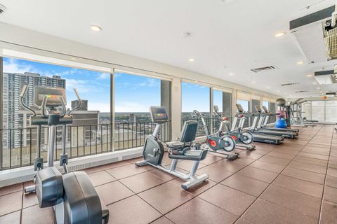 Tiny photo for 6171 N Sheridan Road #1804, Chicago, IL 60660 (MLS # 12517383)