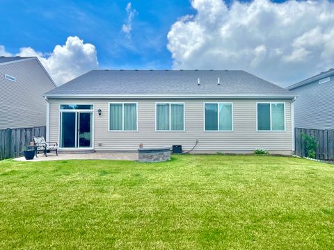 Tiny photo for 1074 Chestnut Drive, Pingree Grove, IL 60140 (MLS # 12693862)