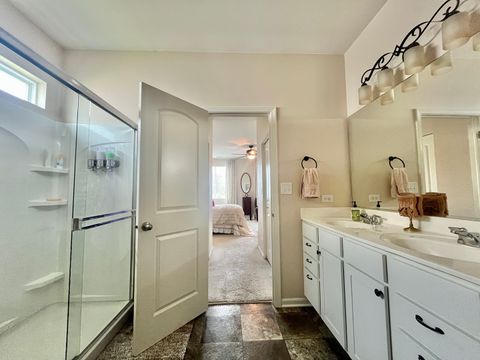 Tiny photo for 1074 Chestnut Drive, Pingree Grove, IL 60140 (MLS # 12693862)