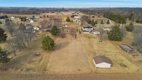 Tiny photo for 593 Penrose Road, Dixon, IL 61021 (MLS # 12568000)
