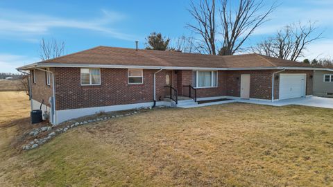 Tiny photo for 593 Penrose Road, Dixon, IL 61021 (MLS # 12568000)