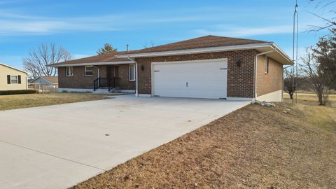 Tiny photo for 593 Penrose Road, Dixon, IL 61021 (MLS # 12568000)