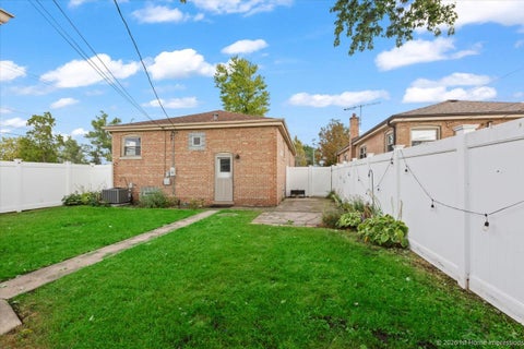 Tiny photo for 9100 S Ridgeway Avenue, Evergreen Park, IL 60805 (MLS # 12786001)