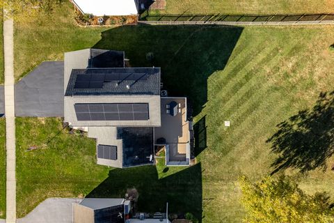 Tiny photo for 3805 Northline Drive, Rockford, IL 61101 (MLS # 12506449)