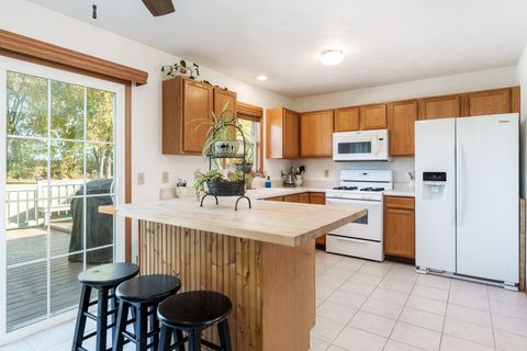 Tiny photo for 3805 Northline Drive, Rockford, IL 61101 (MLS # 12506449)