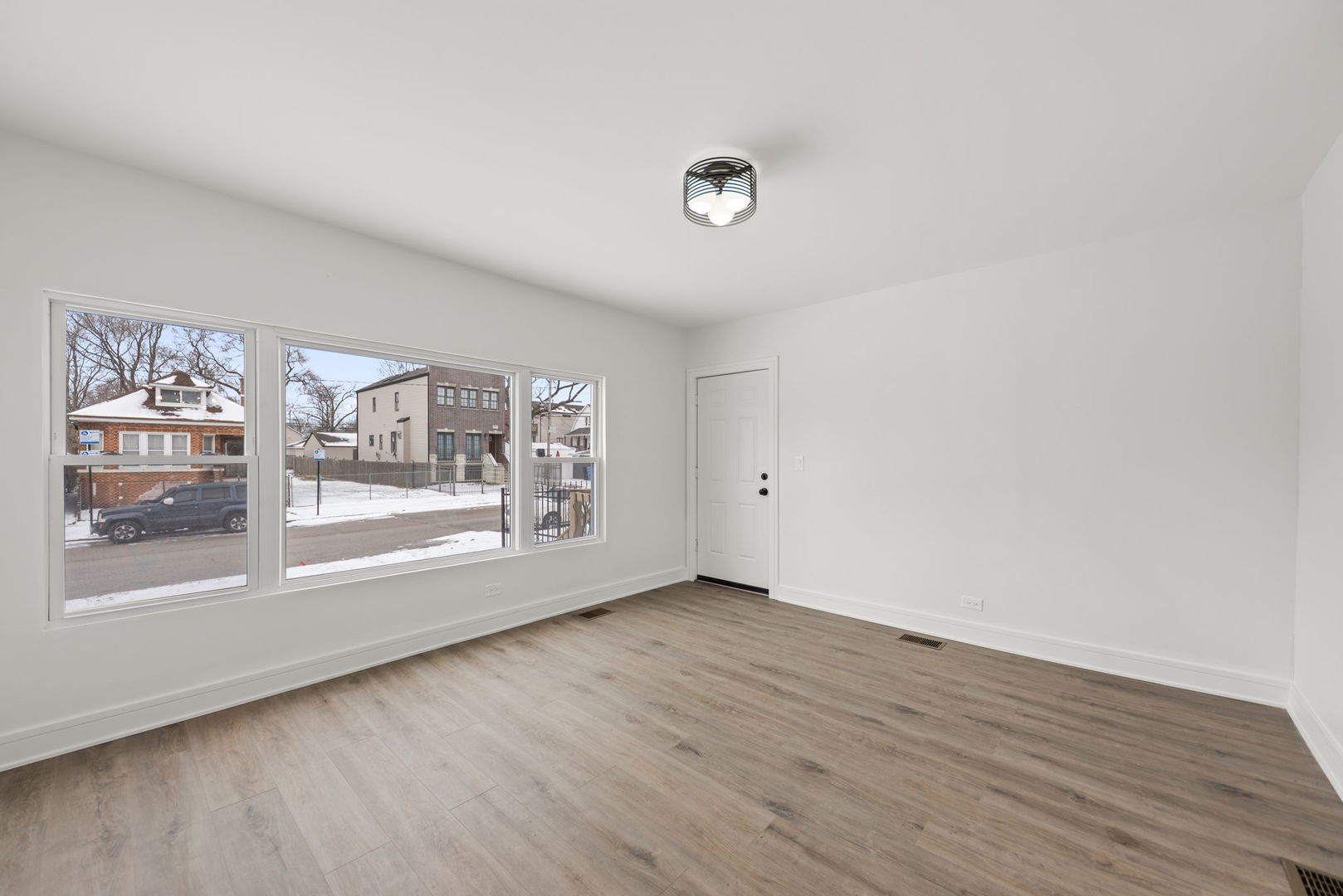 9319 S Merrill Avenue