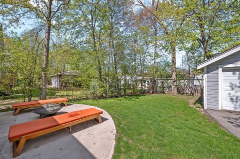 Tiny photo for 937 Pleasant Avenue, Highland Park, IL 60035 (MLS # 12624621)