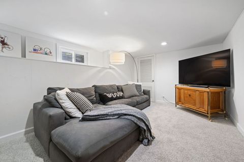 Tiny photo for 937 Pleasant Avenue, Highland Park, IL 60035 (MLS # 12624621)