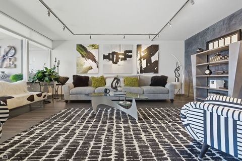 Tiny photo for 5733 N SHERIDAN Road #28D, Chicago, IL 60660 (MLS # 12458965)