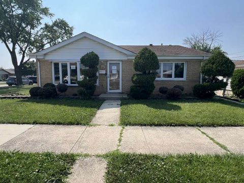 Photo of Oak Lawn, IL 60453 (MLS # 12715519)