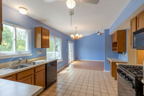 Tiny photo for 1687 Templeton Court, Mundelein, IL 60060 (MLS # 12662465)