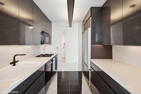Tiny photo for 2800 N Lake Shore Drive #4117, Chicago, IL 60657 (MLS # 12447515)
