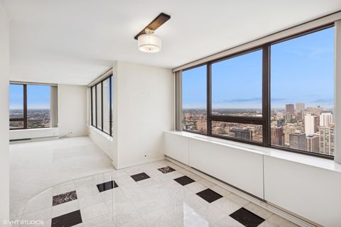 Tiny photo for 2800 N Lake Shore Drive #4117, Chicago, IL 60657 (MLS # 12447515)