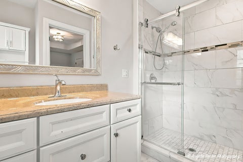 Tiny photo for 643 Sylviawood Avenue, Park Ridge, IL 60068 (MLS # 12780089)