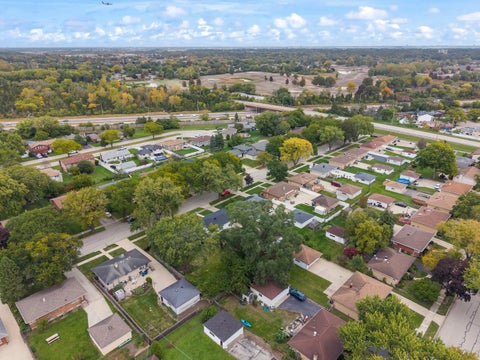 Tiny photo for 667 W Saint Aubin Drive, Addison, IL 60101 (MLS # 12779711)