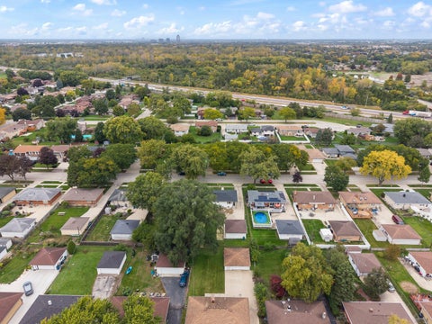 Tiny photo for 667 W Saint Aubin Drive, Addison, IL 60101 (MLS # 12779711)