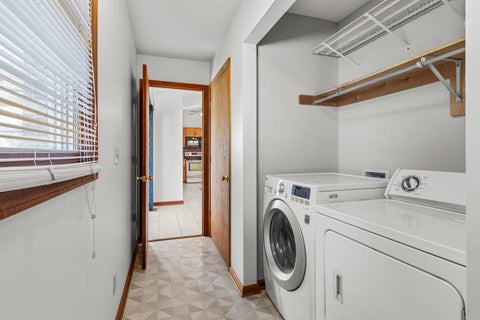 Tiny photo for 608 E Oaks Road, Urbana, IL 61802 (MLS # 12646733)