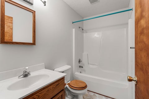 Tiny photo for 608 E Oaks Road, Urbana, IL 61802 (MLS # 12646733)