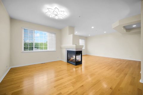 Tiny photo for 1028 Orchard Pond Court, Lake Zurich, IL 60047 (MLS # 12616897)