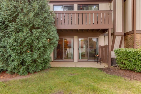 Tiny photo for 1374 Williamsburg Drive #B1, Schaumburg, IL 60193 (MLS # 12753198)