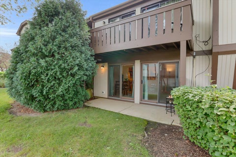 Tiny photo for 1374 Williamsburg Drive #B1, Schaumburg, IL 60193 (MLS # 12753198)