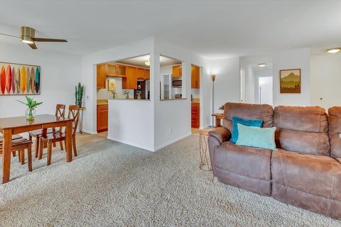 Tiny photo for 1374 Williamsburg Drive #B1, Schaumburg, IL 60193 (MLS # 12753198)
