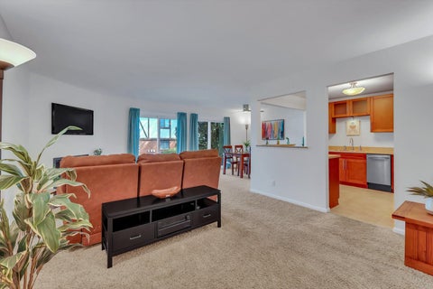 Tiny photo for 1374 Williamsburg Drive #B1, Schaumburg, IL 60193 (MLS # 12753198)