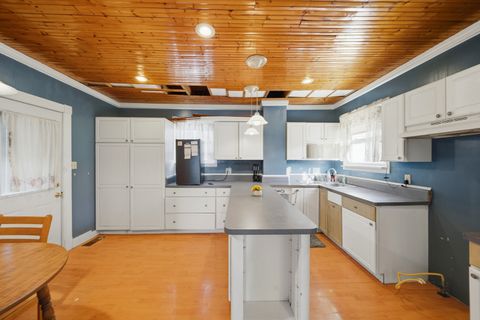 Tiny photo for 1507 W 9th Street, Dixon, IL 61021 (MLS # 12560216)